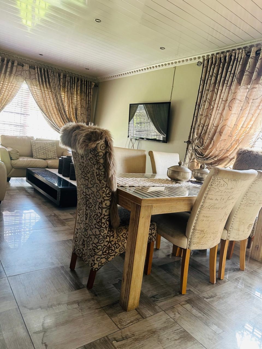 To Let 3 Bedroom Property for Rent in Grasslands Free State